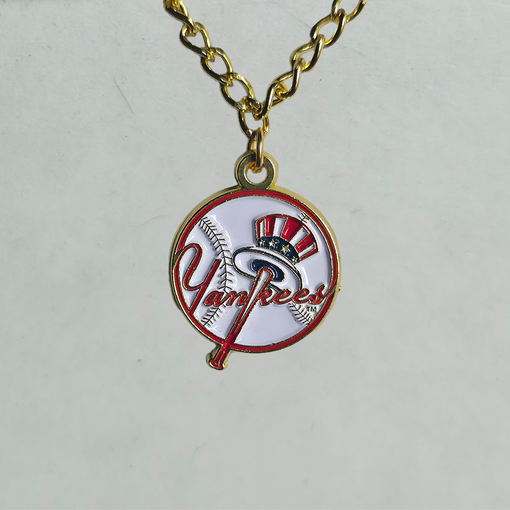Yankees chain pin